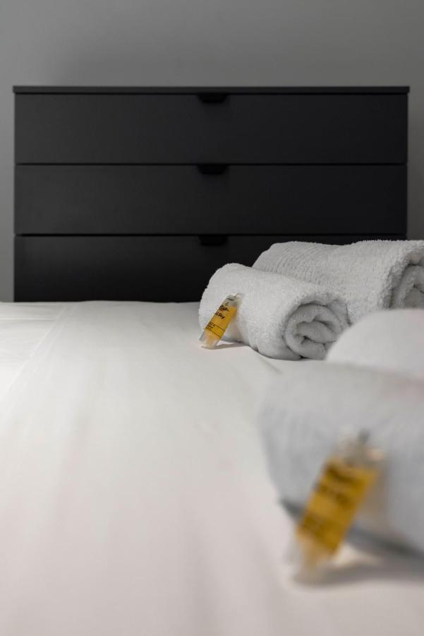 Lykabettus Gem With Yard And Parking Apartment เอเธนส์ ภายนอก รูปภาพ