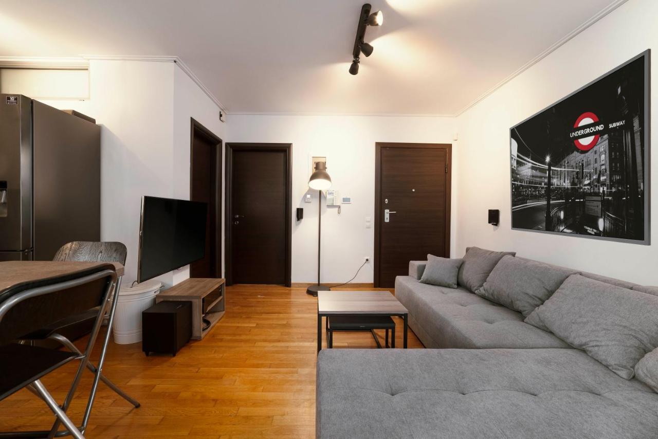 Lykabettus Gem With Yard And Parking Apartment เอเธนส์ ภายนอก รูปภาพ